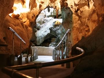 Las Maravillas Cave