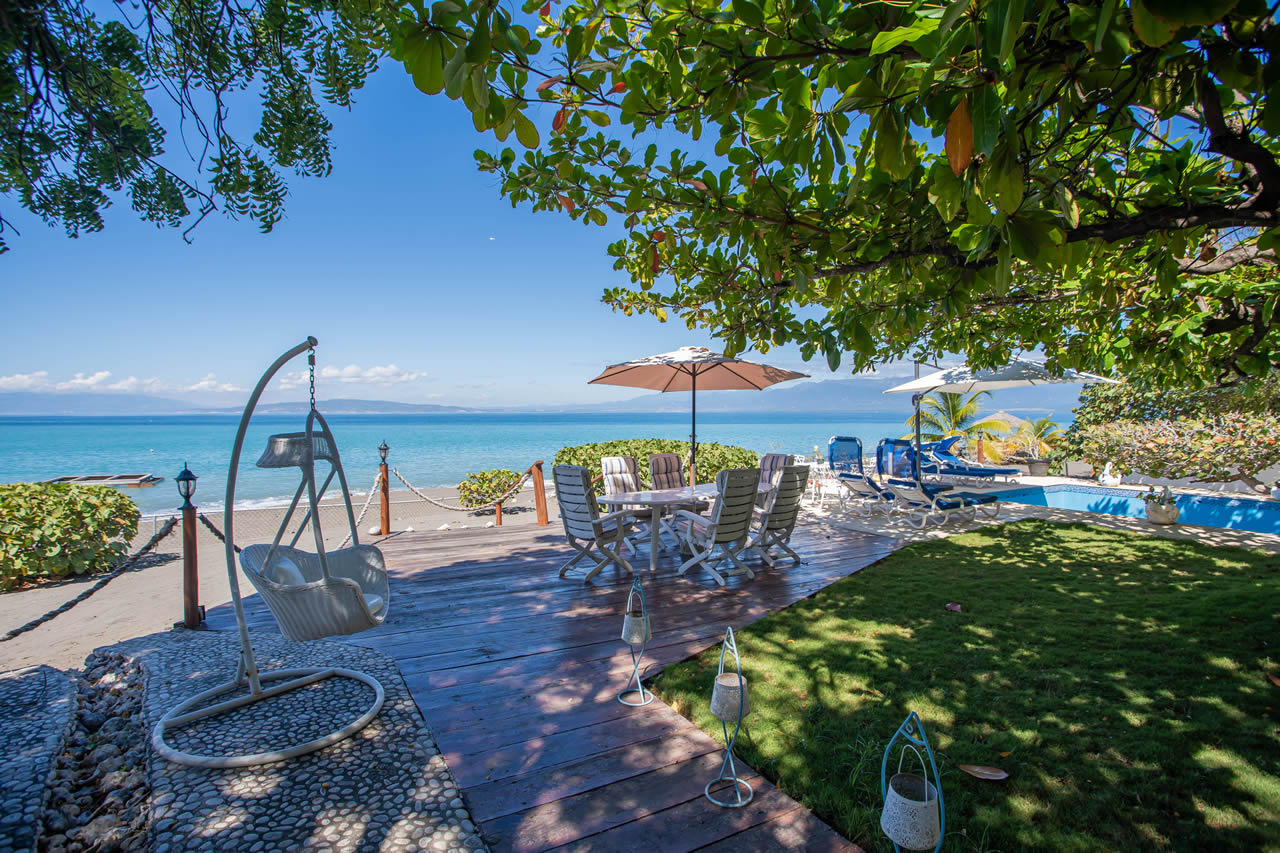 Villa Indiana 1 – Stunning & quiet beachfront home